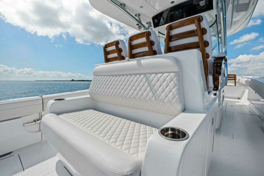 Valhalla Boatworks V 37 (62)