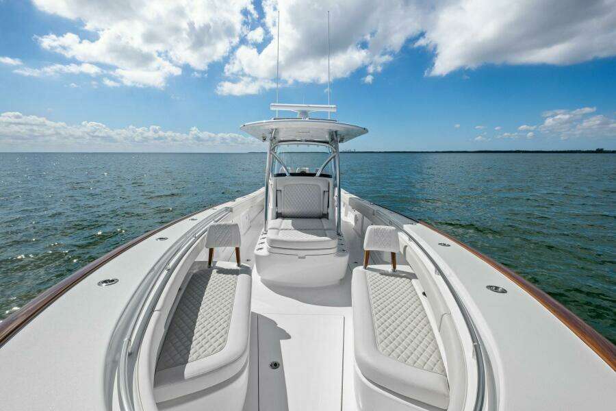 Valhalla Boatworks V 37 (32)