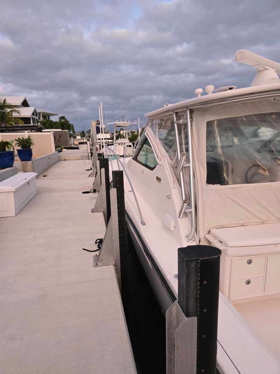 2006 Tiara Yachts 3600 Open