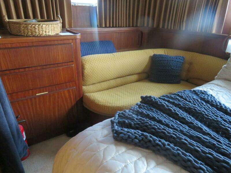 RIVE  GAUCHE 58ft Hatteras Yacht For Sale
