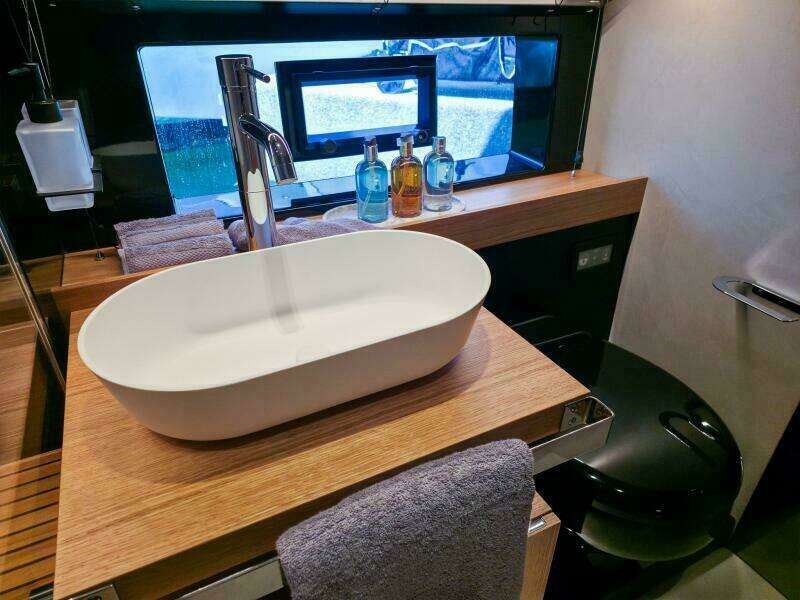 60ft De Antonio Yacht For Sale