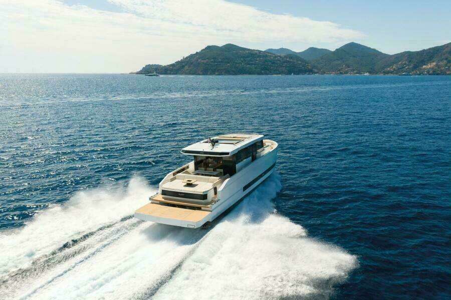 60ft De Antonio Yacht For Sale