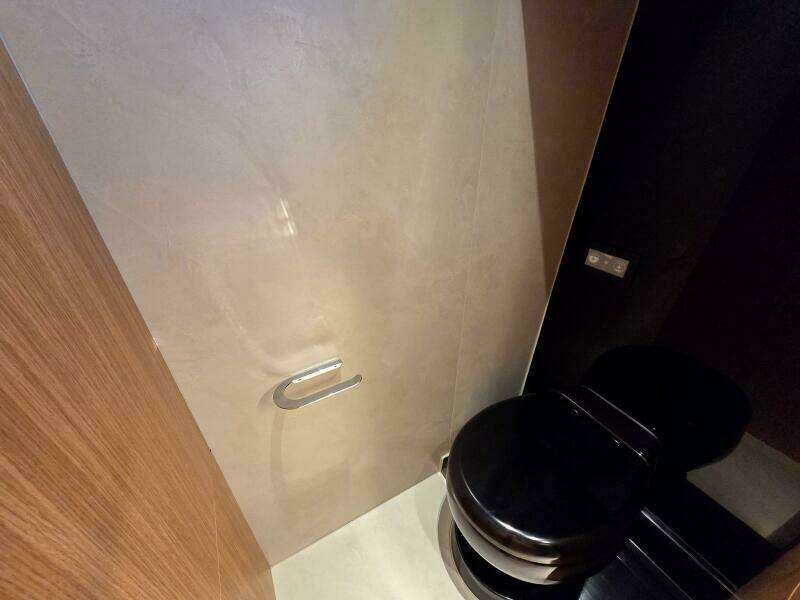 60ft De Antonio Yacht For Sale