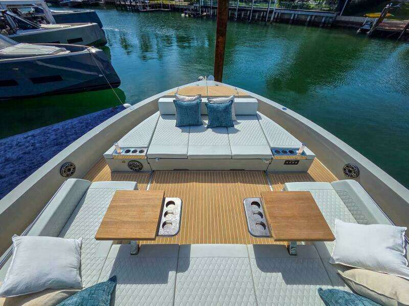 60ft De Antonio Yacht For Sale