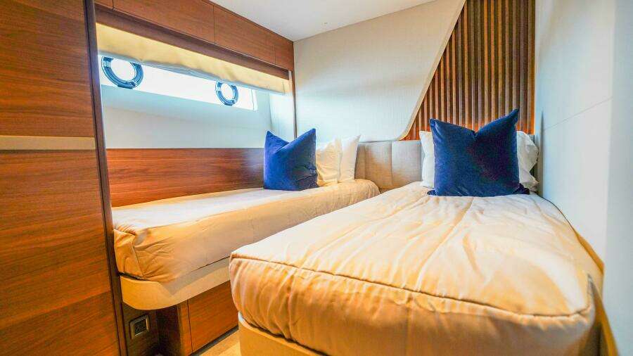 85ft Princess Yacht For Sale