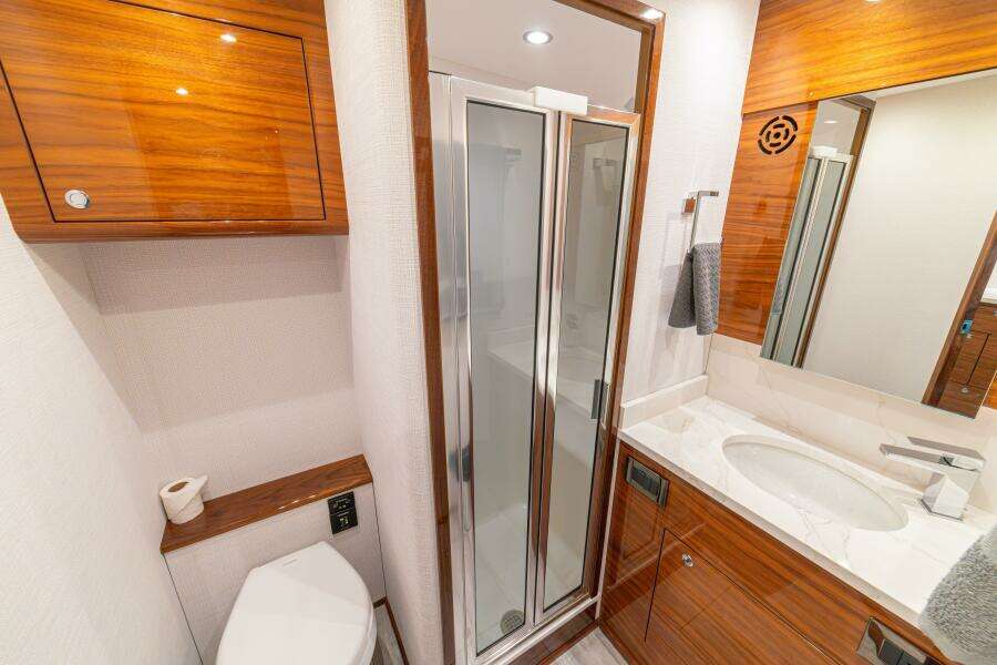 2025 Viking 46 Billfish 