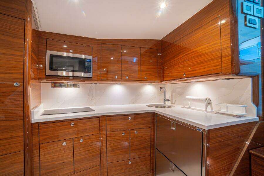 2025 Viking 46 Billfish 