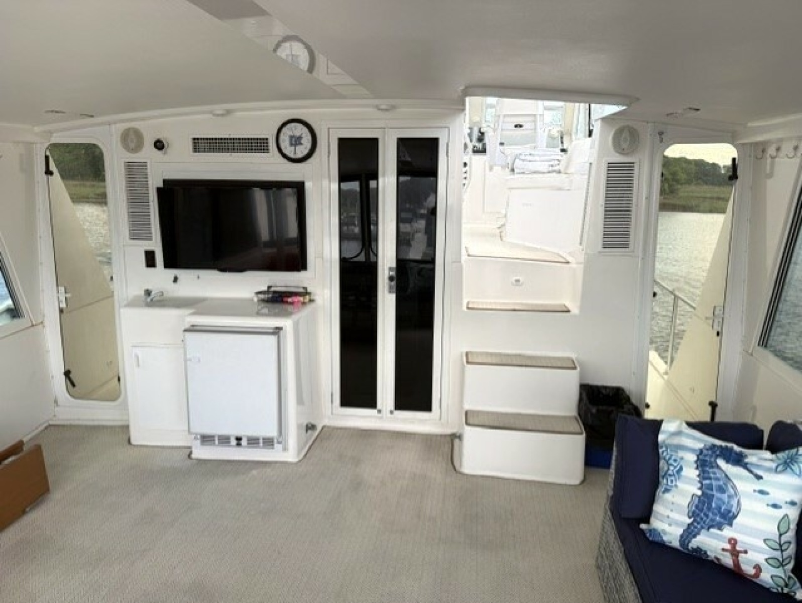 1998 Viking Motor Yacht