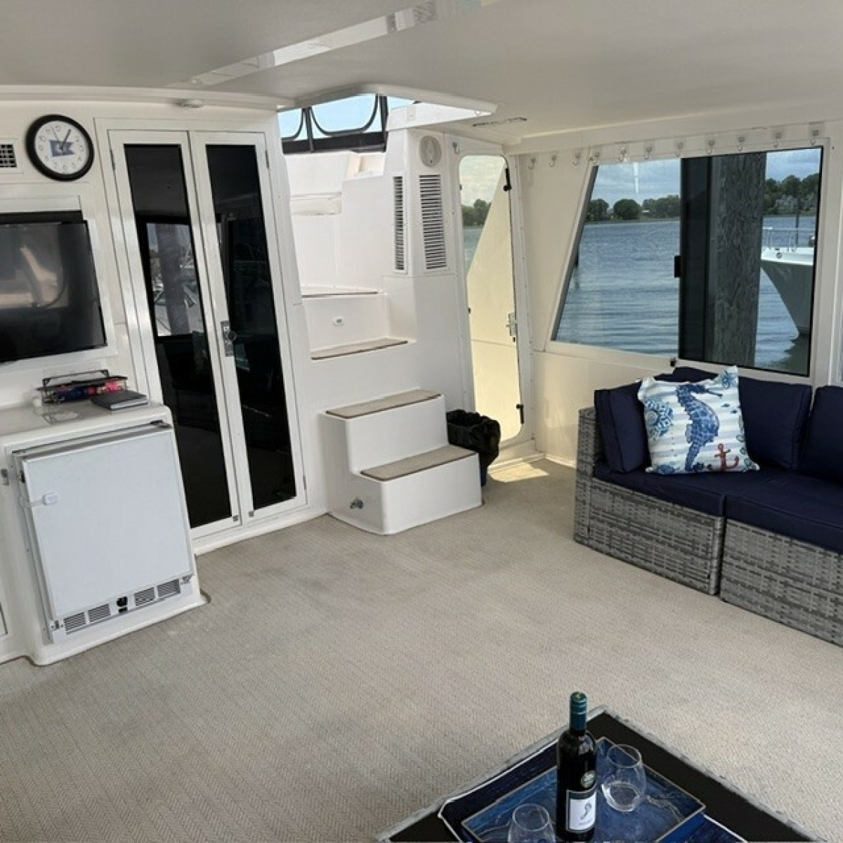 1998 Viking Motor Yacht