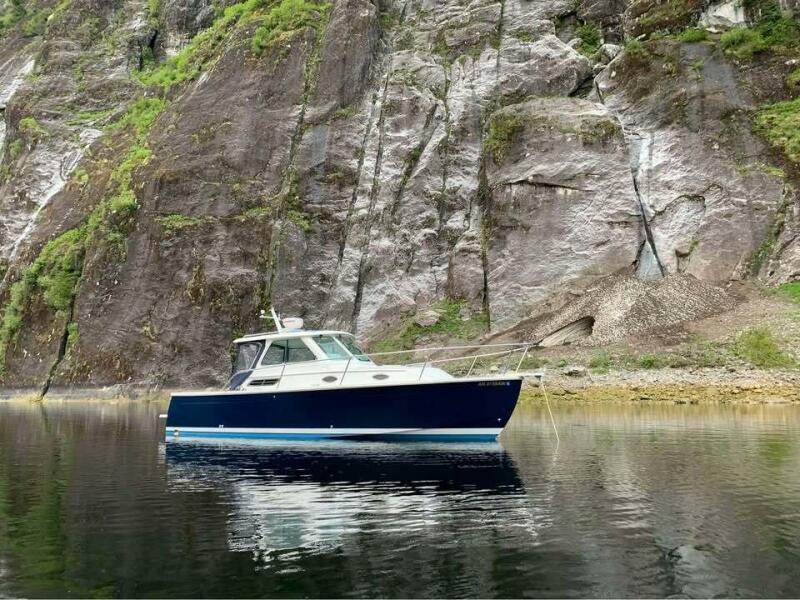 29' 2008 Back Cove 29