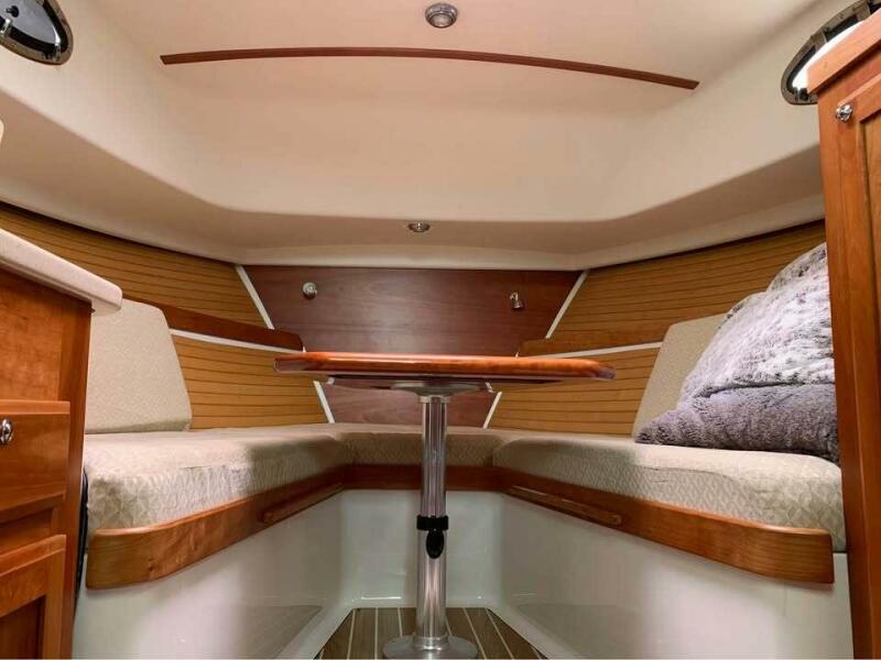 29' 2008 Back Cove 29