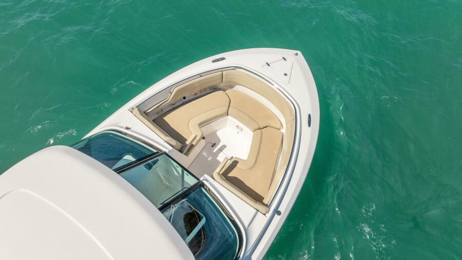 32' 2017 Pursuit DC 325