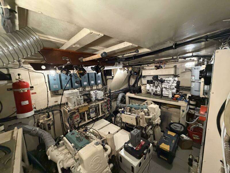 Turtle IV 58ft Hatteras Yacht For Sale