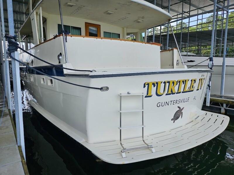 58' 1975 Hatteras 58 LRC