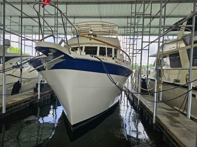58' 1975 Hatteras 58 LRC