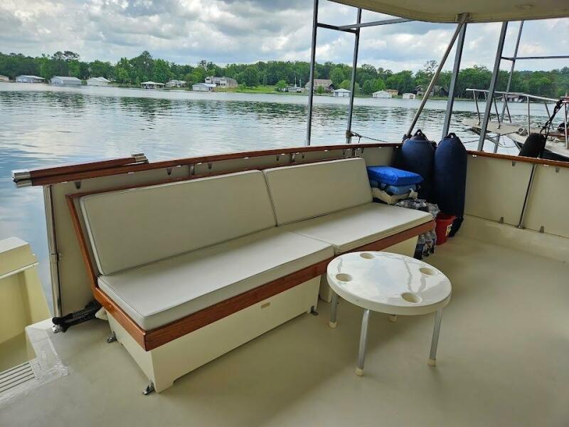 58' 1975 Hatteras 58 LRC