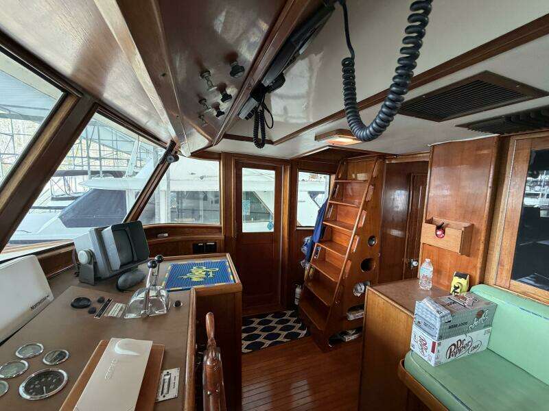 Turtle IV 58ft Hatteras Yacht For Sale
