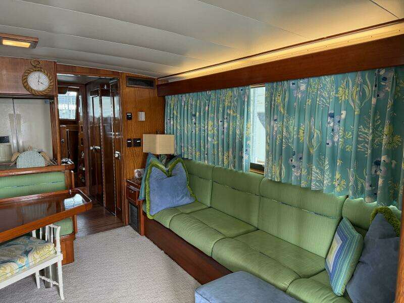 Turtle IV 58ft Hatteras Yacht For Sale