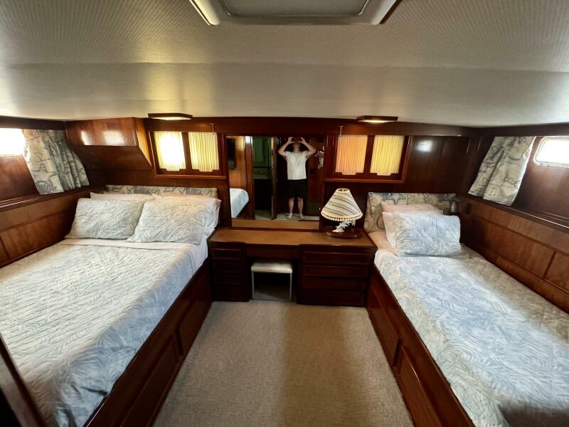 58' 1975 Hatteras 58 LRC