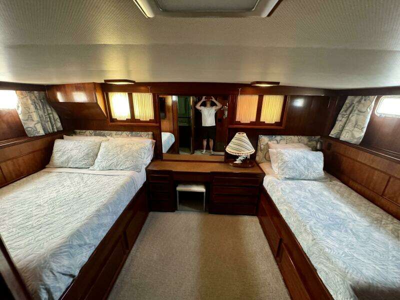 Turtle IV 58ft Hatteras Yacht For Sale