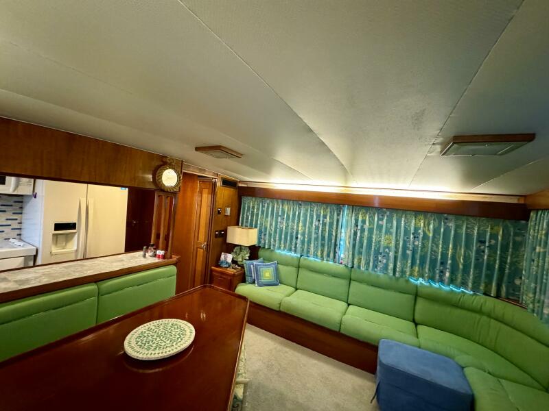 58' 1975 Hatteras 58 LRC