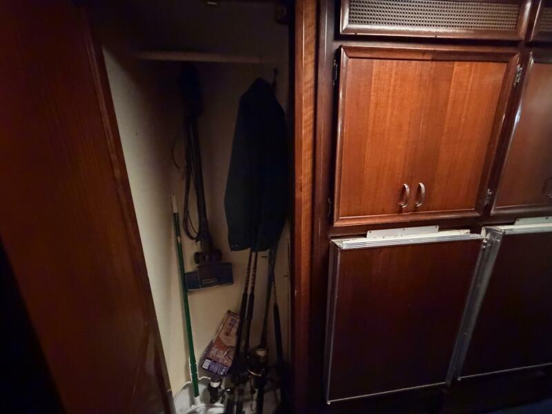 58' 1975 Hatteras 58 LRC