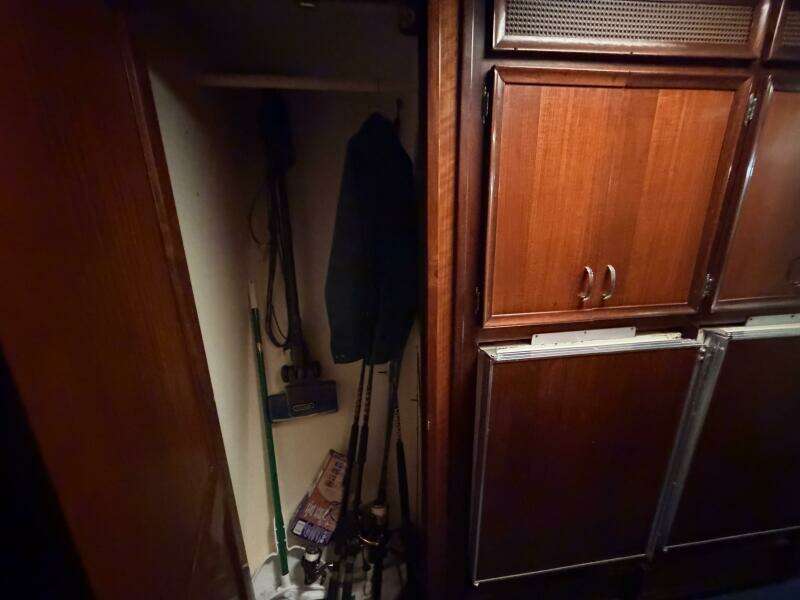 Turtle IV 58ft Hatteras Yacht For Sale