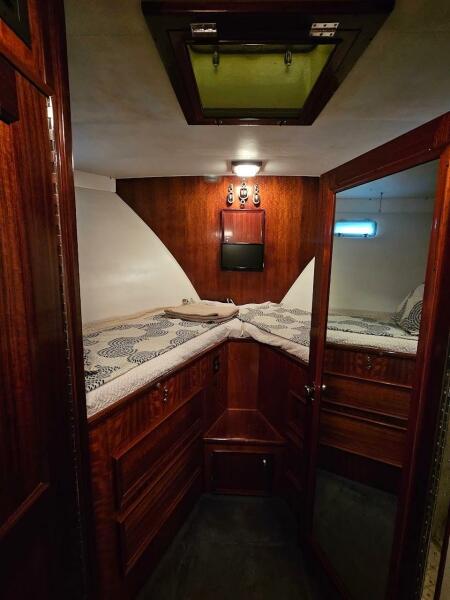 58' 1975 Hatteras 58 LRC