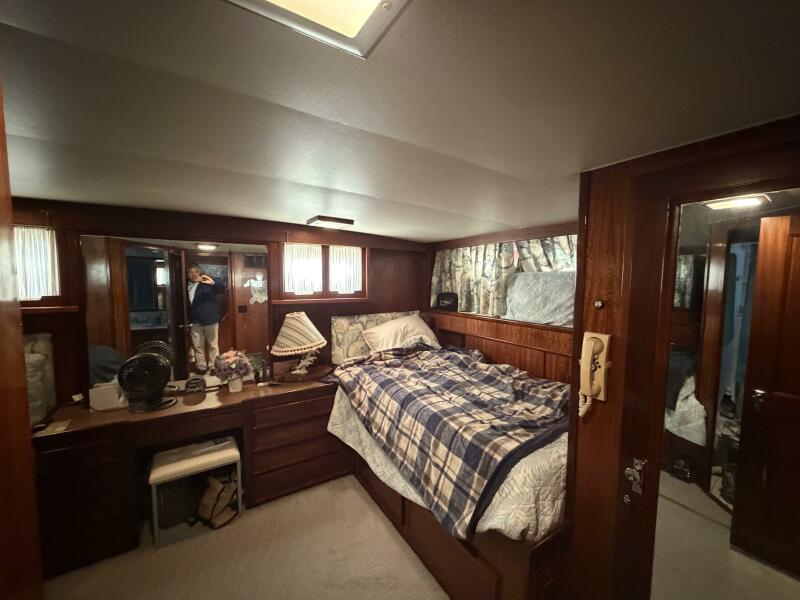 58' 1975 Hatteras 58 LRC