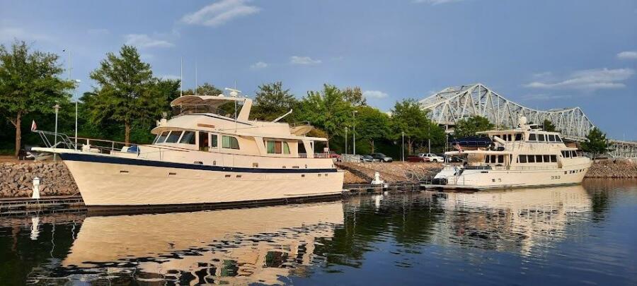 58' 1975 Hatteras 58 LRC