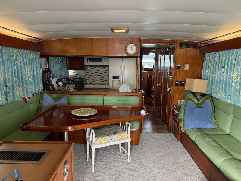 58' 1975 Hatteras 58 LRC