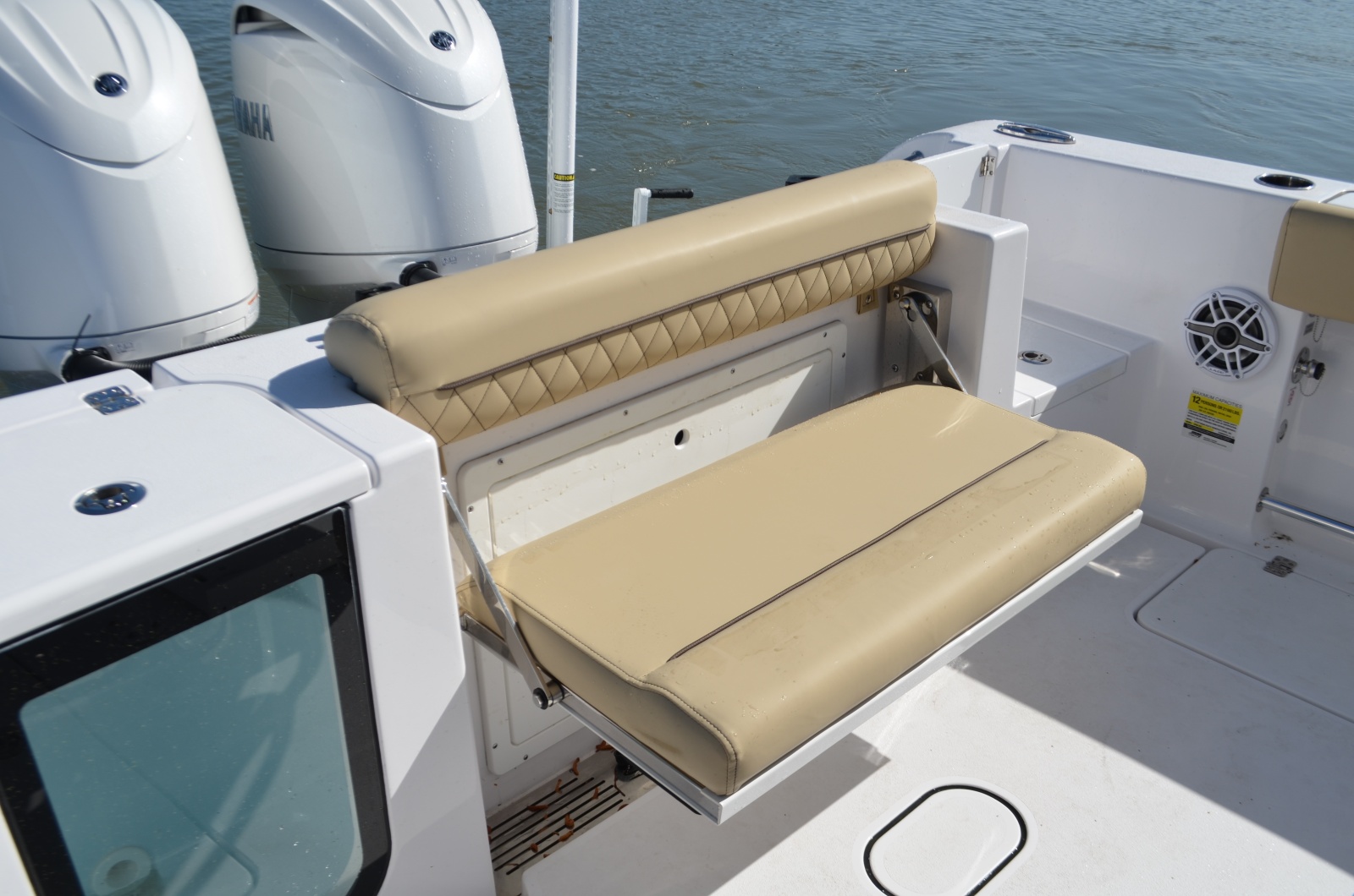 25' 2026 Sportsman 252