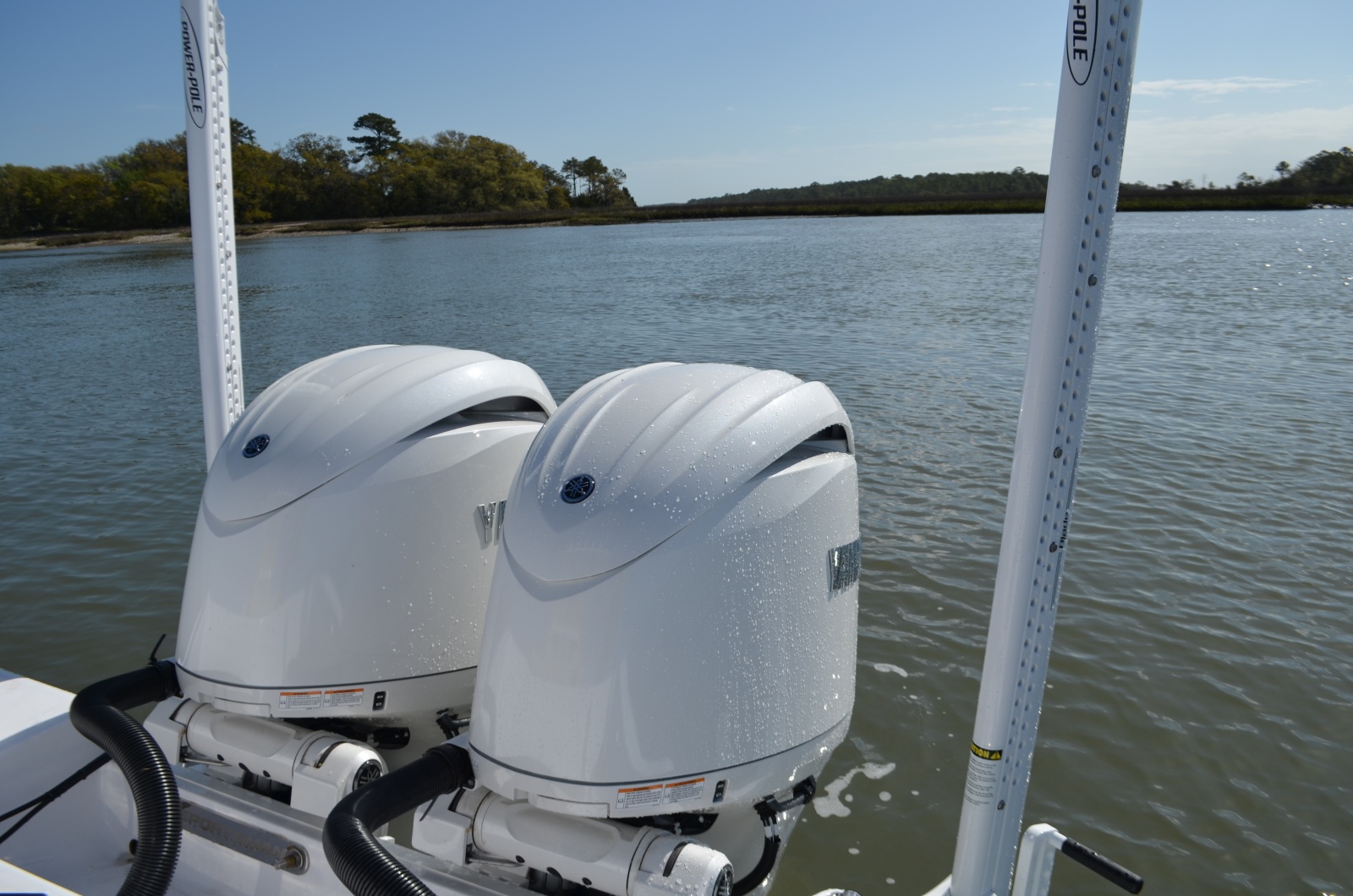 25' 2026 Sportsman 252