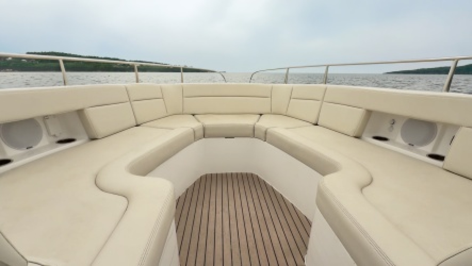 Lucky Boys 38ft MJM Yacht For Sale