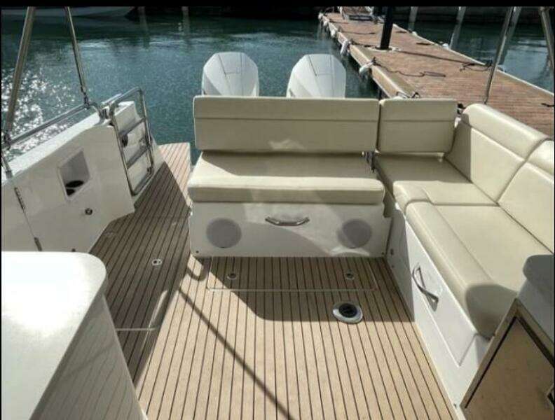 Lucky Boys 38ft MJM Yacht For Sale