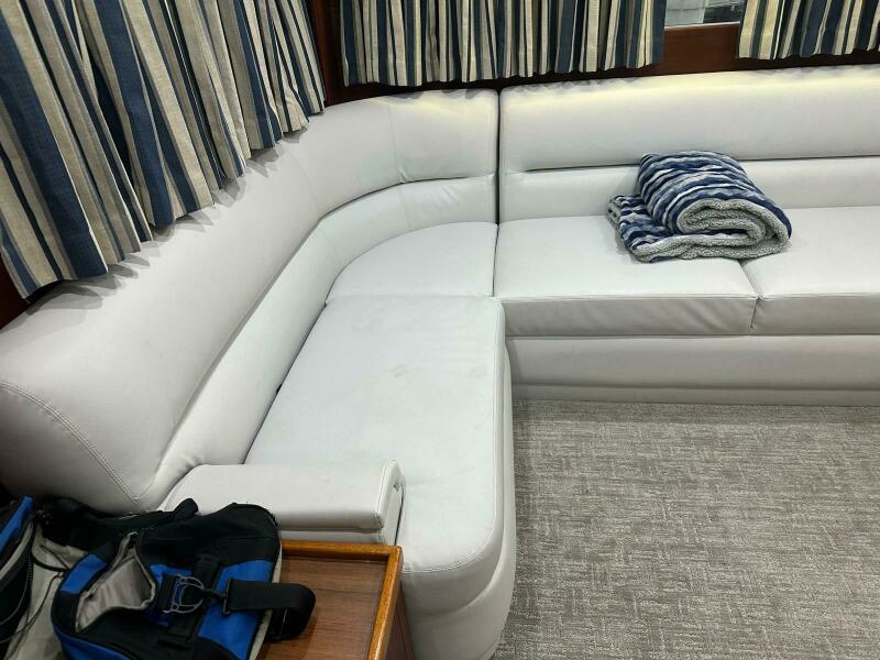 61' 2001 Buddy Davis SPORTFISH