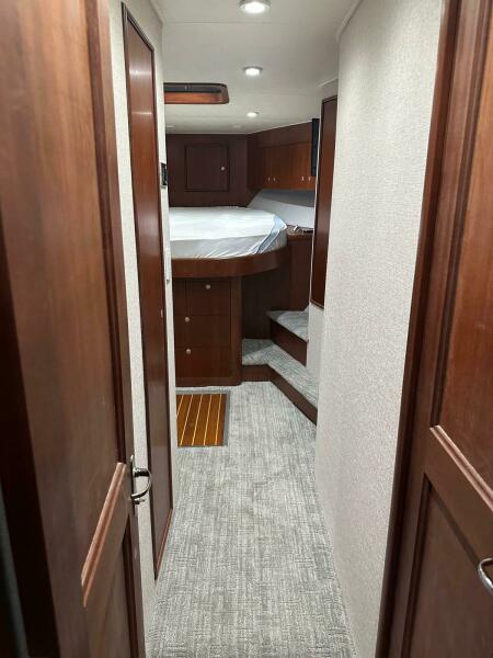 61' 2001 Buddy Davis SPORTFISH