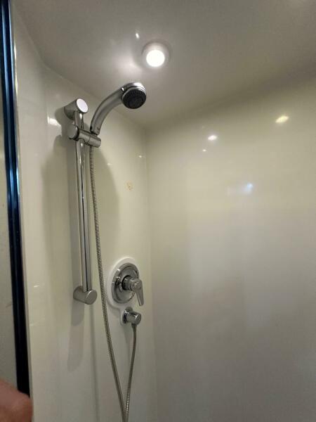 61' 2001 Buddy Davis SPORTFISH