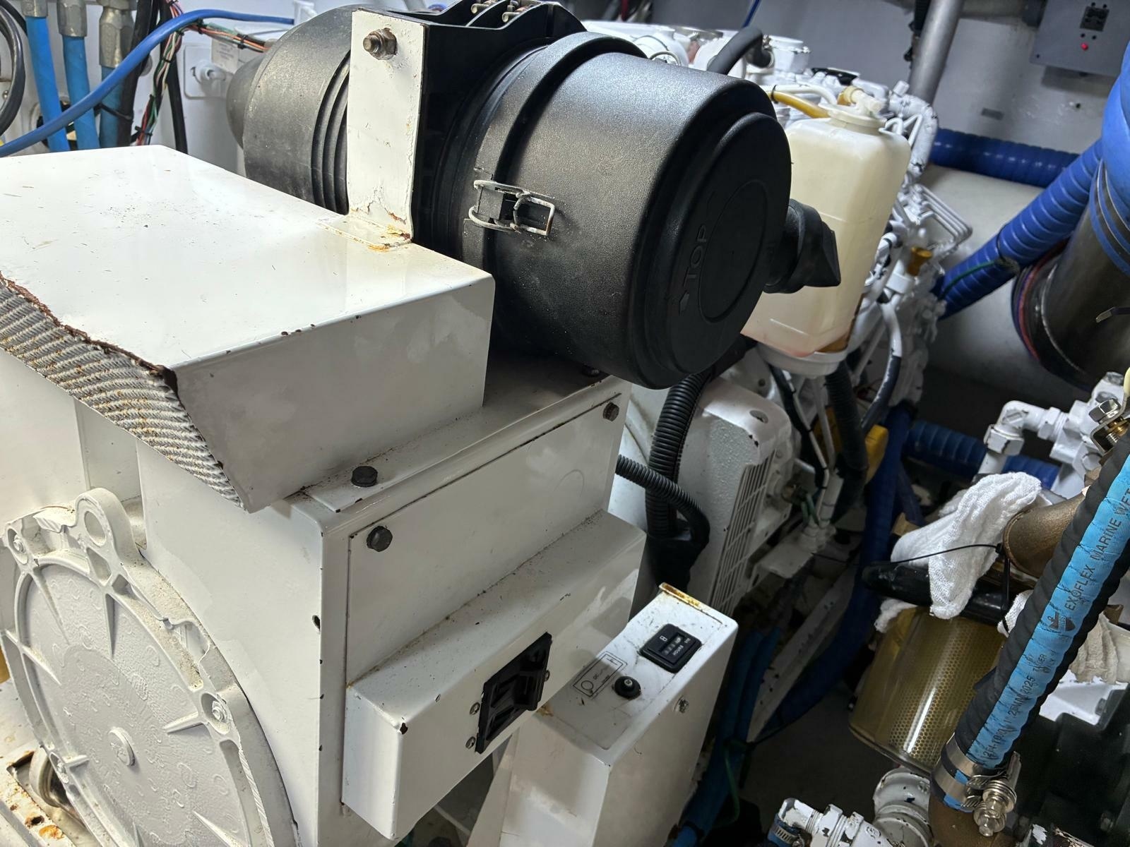 61' 2001 Buddy Davis SPORTFISH