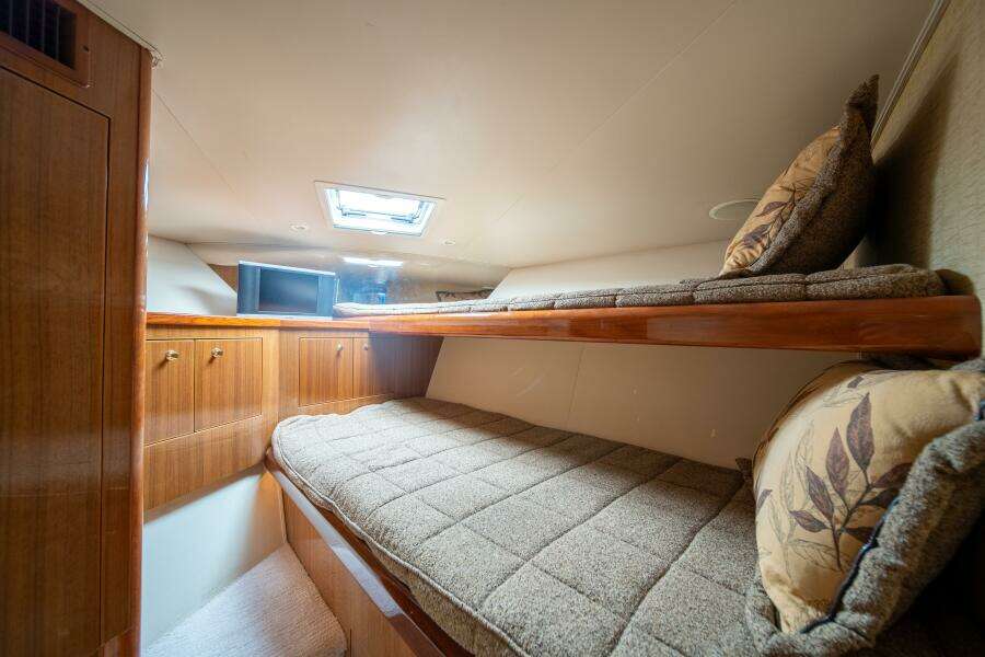 WHITE PEARL 52ft Viking Yacht For Sale