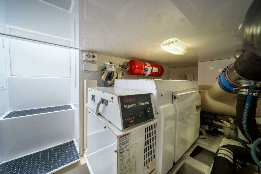 WHITE PEARL 52ft Viking Yacht For Sale