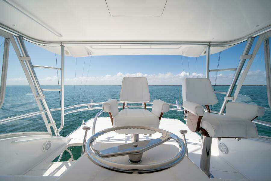 WHITE PEARL 52ft Viking Yacht For Sale