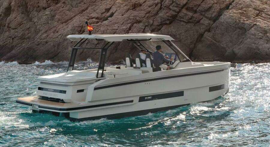 32ft De Antonio Yacht For Sale