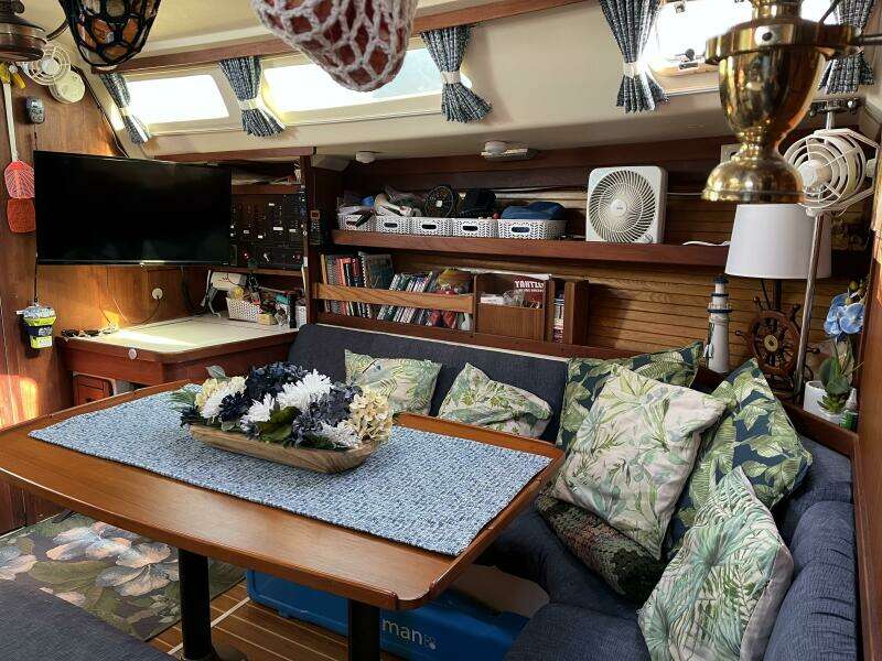 Sirena 42ft Catalina Yacht For Sale