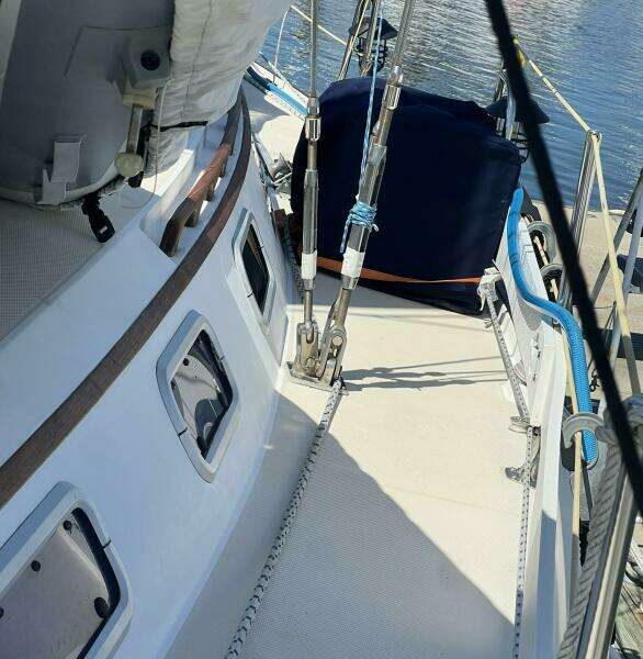 Sirena 42ft Catalina Yacht For Sale