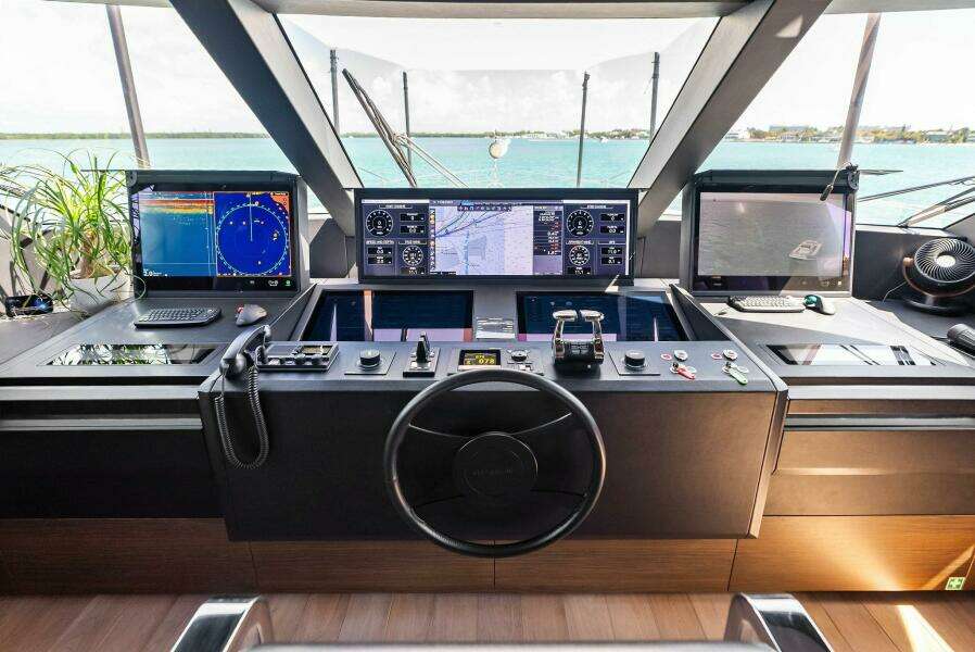 LUMPASAURUS 108ft Custom Line Yacht For Sale