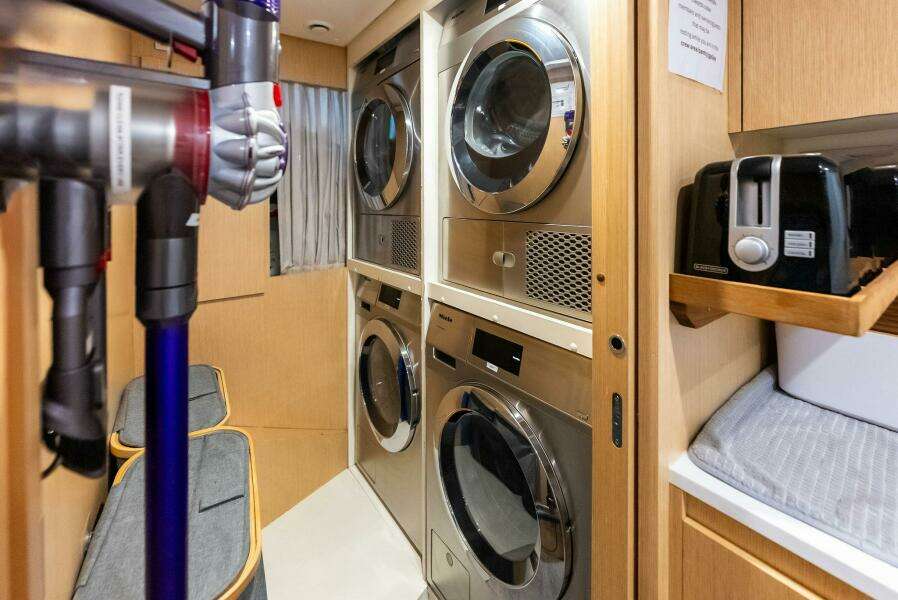 LUMPASAURUS 108ft Custom Line Yacht For Sale