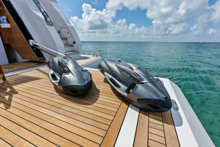 LUMPASAURUS 108ft Custom Line Yacht For Sale