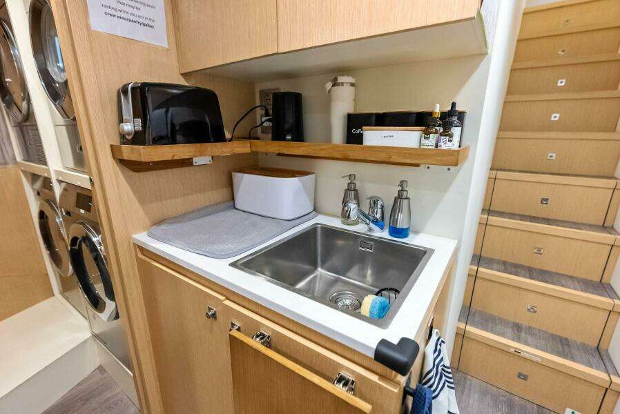 LUMPASAURUS 108ft Custom Line Yacht For Sale