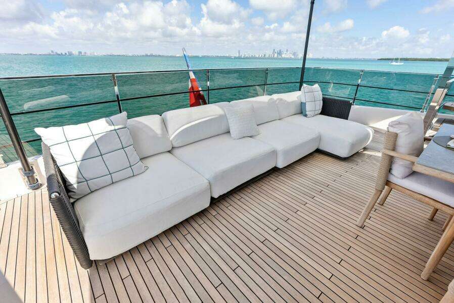 LUMPASAURUS 108ft Custom Line Yacht For Sale